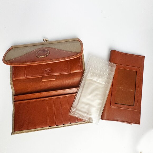 Dooney & Bourke Checkbook Organizer Wallet Taupe AWL British Tan Leather - Picture 10 of 11